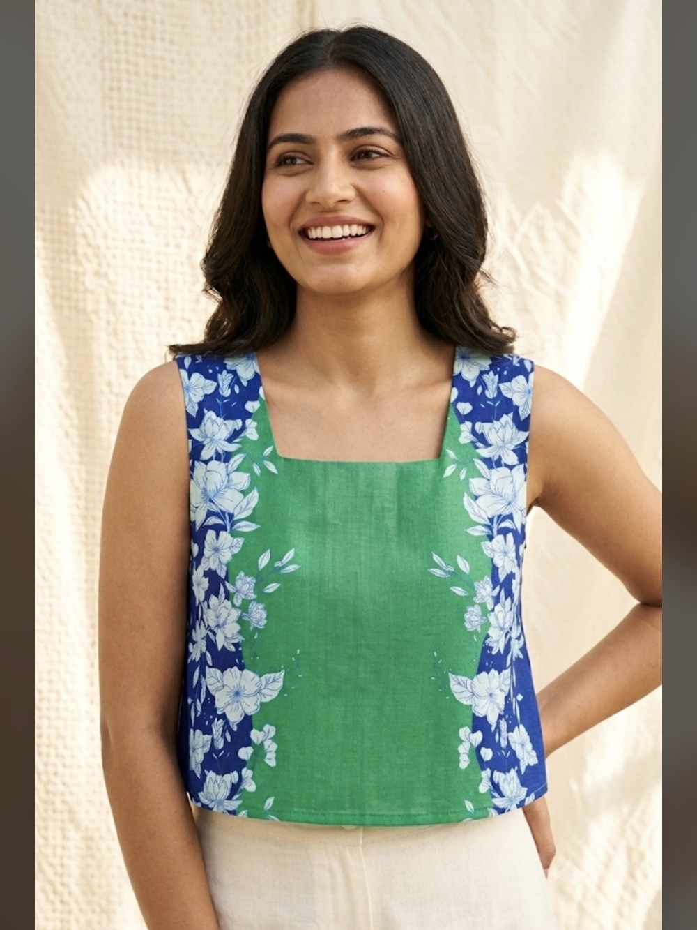Kourt Square-Neck Floral Panel Tank Top in Green & Blue Size S